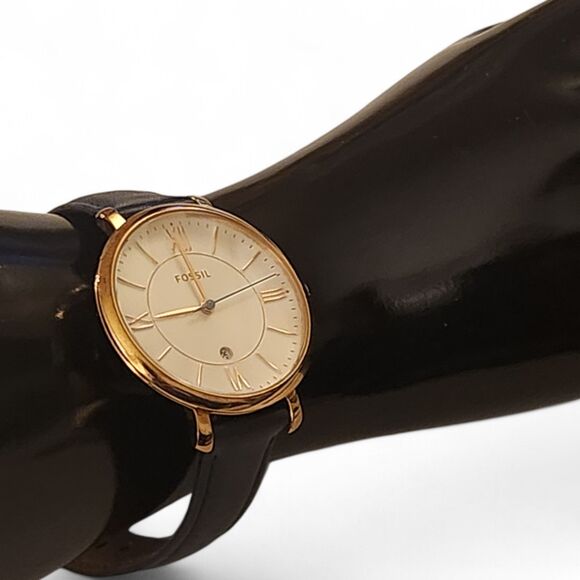 Fossil ES4140 Women\'s Gold Tone Watch Roman Numeral Leather Date Quartz main image 5